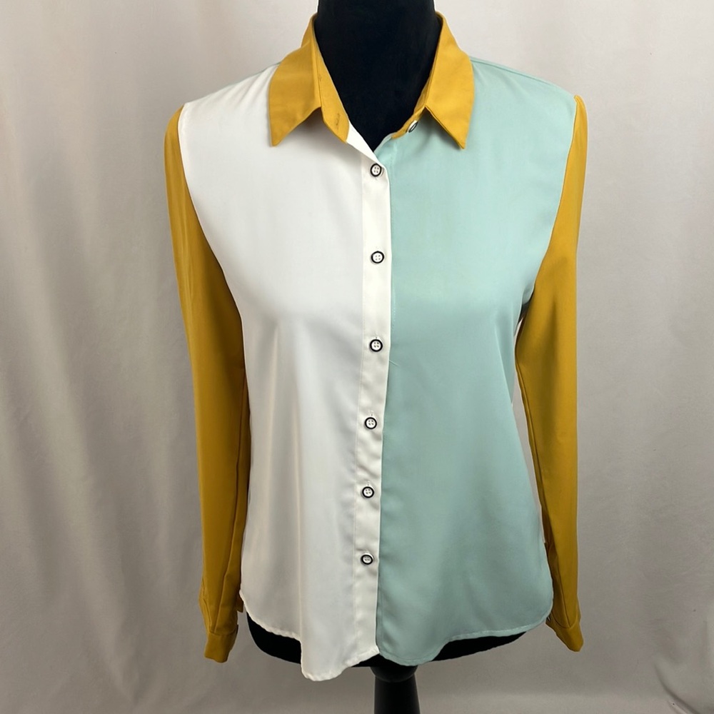 Colorblock Button-Up Long Sleeve Blouse woman’s size small